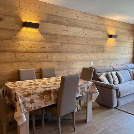 Апартаменти I Dadi Cielo Alto Cir Vda Valtournenche 0446