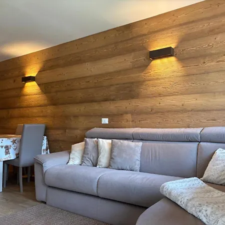 I Dadi Cielo Alto Cir Vda Valtournenche 0446 Апартаменти *